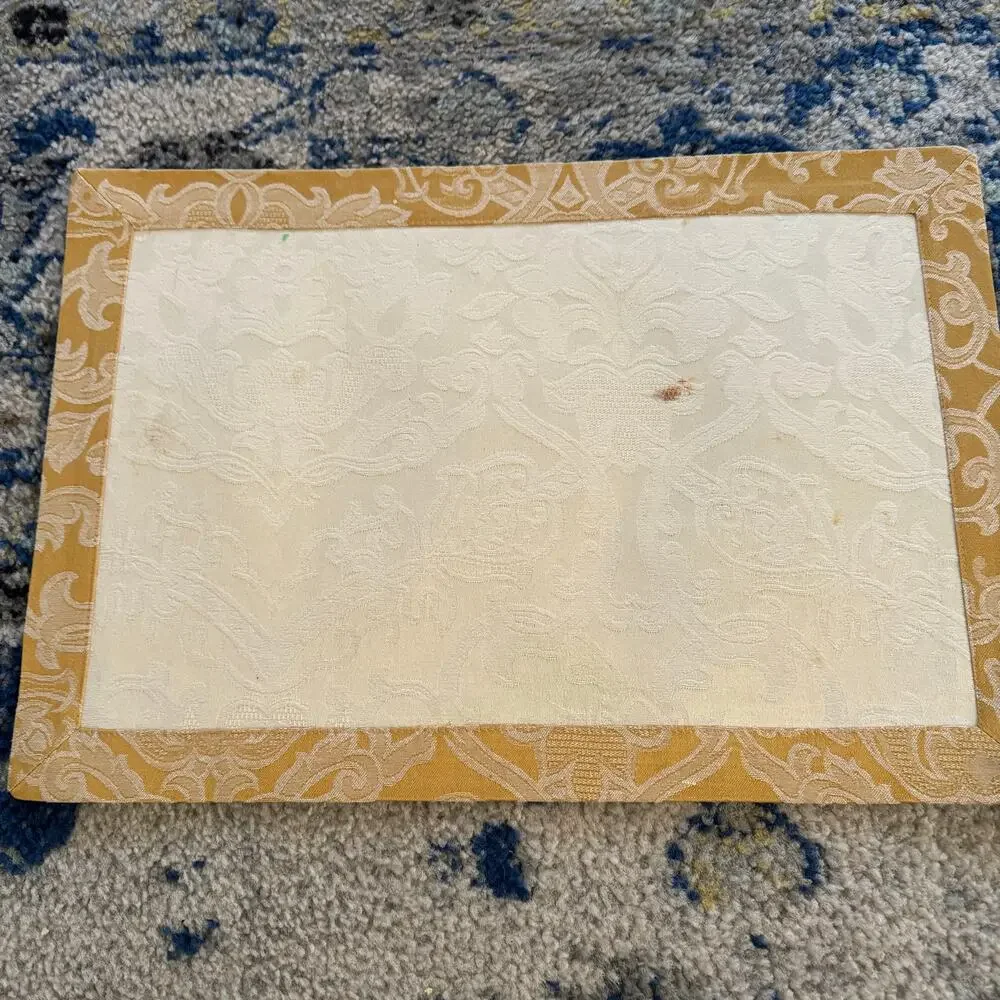 Lenox Eternal Placemats Gold White Brocade Baroque Damask Lot of 8 13x19 Holiday
